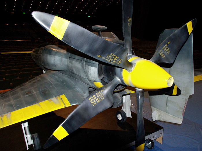 戦闘機の模型